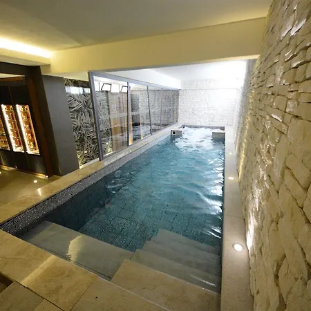 Idas Club Szálloda