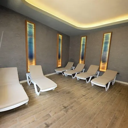 Idas Club Ξενοδοχείο 4*