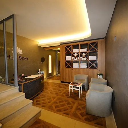Idas Club Hotel