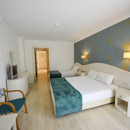 Idas Club Hotel 4*